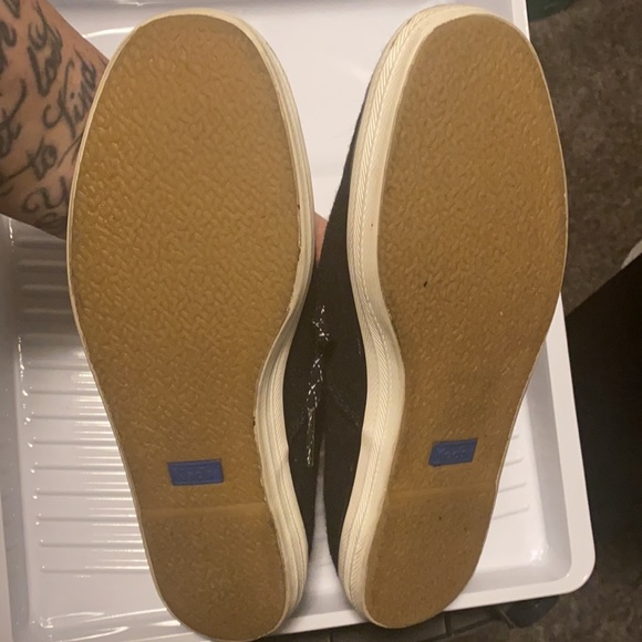 New Keds size 8 - Picture 3 of 6